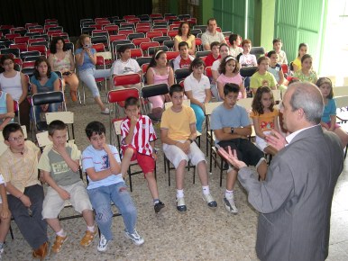 El Centro de Salud de Porcuna premia el trabajo de los escolares