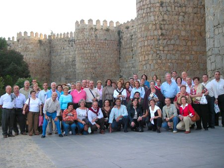Un grupo de paisanos visita Segovia y Ávila