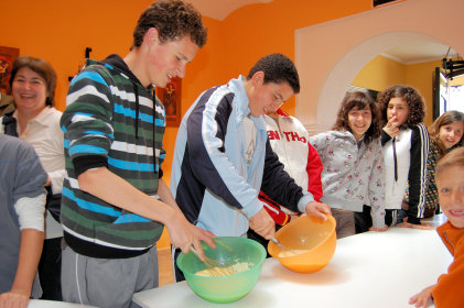 La asociación de padres y amigos de los niños sordos de Jaén celebró en Porcuna su tradicional convivencia anual