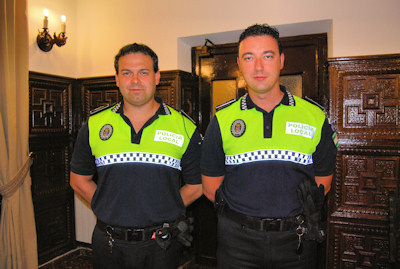 Dos nuevos agentes se incorporan a la plantilla de la Policía Local